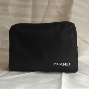 CHANEL Cosmetic Zip Bag